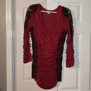 Venus scrunch side long sleeve top size large